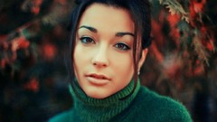 Woman faces outdoors brown eyes brunettes