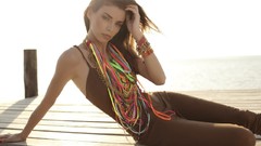 Woman faces outdoors outdoor bath victoria spinsanti