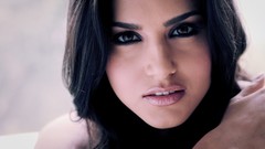 Woman faces pornstars Sunny Leone
