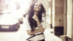 Woman faces smiling brunettes