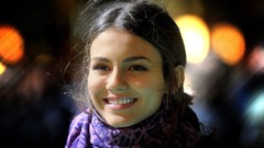 Woman faces victoria justice smiling brunettes