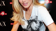 Woman fashion brunettes models photo shoot doutzen kroes 