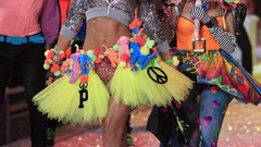 Woman fashion erin heatherton Victorias Secret