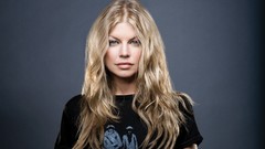 Woman fergie blondes
