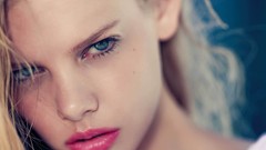 Woman Flipped blondes blue eyes Marloes Horst