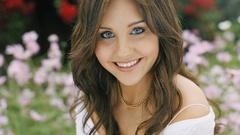 Woman Flowers Actress amanda