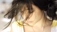 Woman freckles Carre Callaway