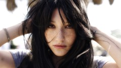 Woman freckles models arms raised