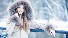 Woman fur blondes smiling blue eyes models