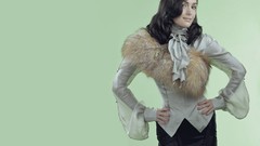 Woman fur Celebrity Rose Byrne green background Actress 