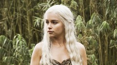 Woman game of thrones blondes emilia clarke Daenerys Targaryen