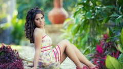 Woman Garden sitting models