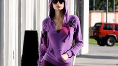 Woman glasses Paris Hilton hoodies blondes