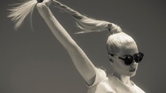 Woman glasses singers ıggy azalea