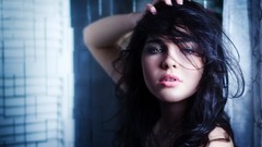 Woman green eyes brunettes