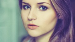 Woman green eyes brunettes