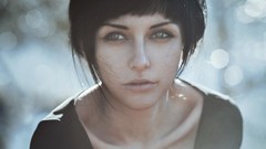 Woman green eyes brunettes bob cut
