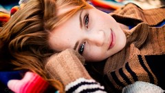 Woman green eyes redheads