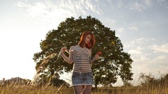 Woman green eyes redheads pale skin Lass-model Julie Kennedy