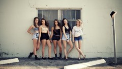 Woman groups Chelsea Deen