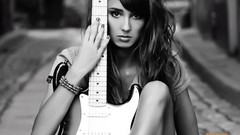 Woman guitars brunettes models