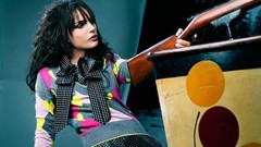 Woman Guns brunettes