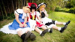 Woman hakurei reimu touhou kirisame marisa alice margatroid 