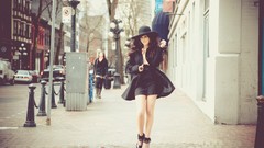 Woman hats blondes brunettes