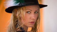 Woman hats blondes Ella-Famegirls