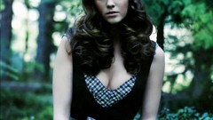 Woman hats Celebrity green background Actress outdoors long 