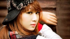 Woman hats faces asians brunettes