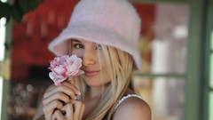 Woman hats sandy blondes Sandy Summers