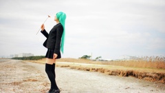 Woman hatsune miku vocaloid cosplay