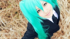 Woman hatsune miku vocaloid saya cosplay aqua hair