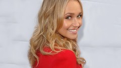 Woman hayden panettiere blondes