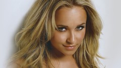 Woman hayden panettiere blondes