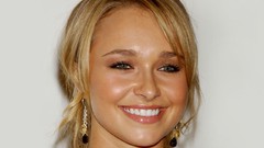 Woman hayden panettiere blondes