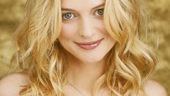Woman Heather Graham