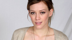 Woman Hilary Duff