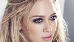Woman Hilary Duff
