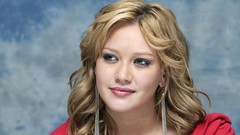 Woman Hilary Duff