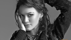 Woman Hilary Duff models