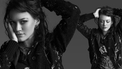 Woman Hilary Duff widescreen multiscreen