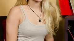 Woman Hollywood Celebrity Actress blondes models photo shoot 