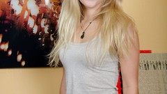 Woman Hollywood Celebrity Actress blondes models photo shoot 