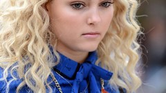 Woman Hollywood Celebrity Actress brunettes models photo shoot 