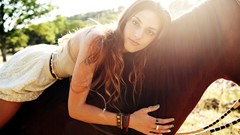 Woman Horses brunettes