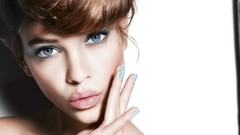 Woman hungary eye shadow models barbara palvin
