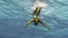 Woman Into the Blue Celebrity Jessica Alba