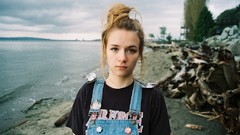 Woman jeans blondes sea shorelines d2